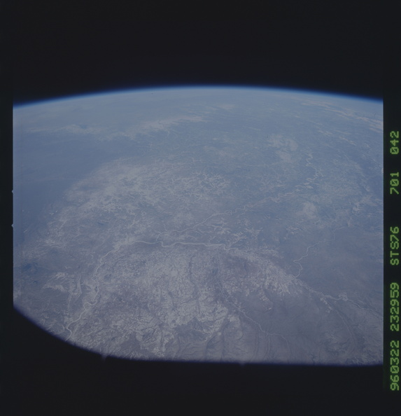 STS076-701-042.jpg