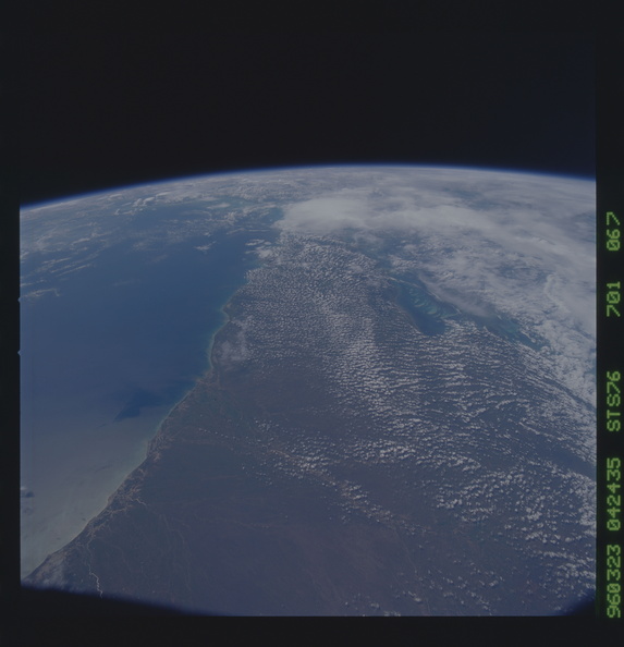 STS076-701-067.jpg