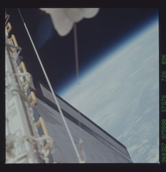 STS076-726-096.jpg