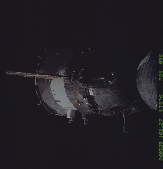 STS076-728-056.jpg