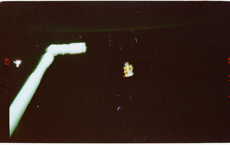 STS077-301-012.jpg