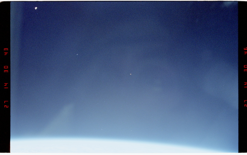 STS077-374-023.jpg