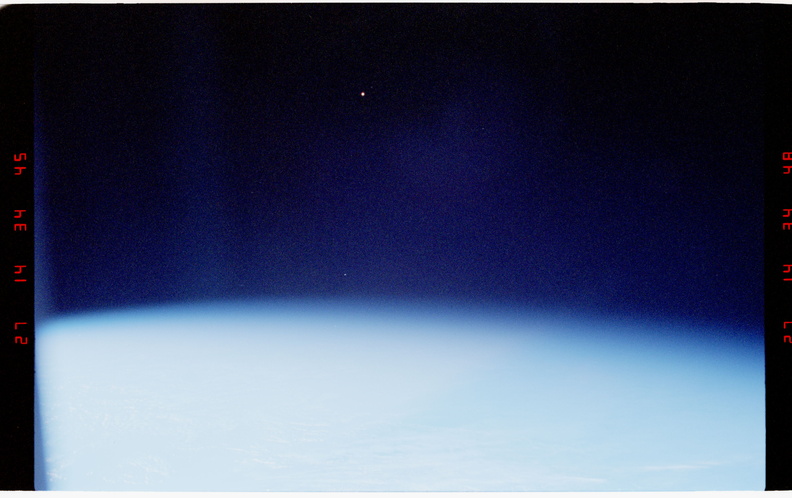 STS077-374-031.jpg