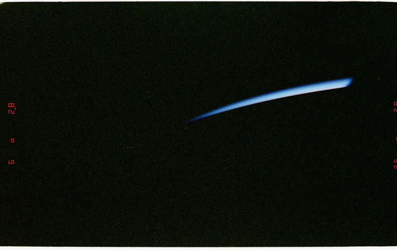 STS077-386-004.jpg
