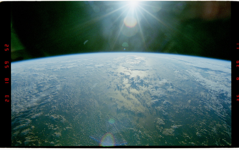 STS077-393-003.jpg
