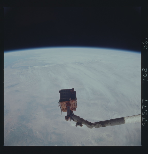 STS077-702-061.jpg