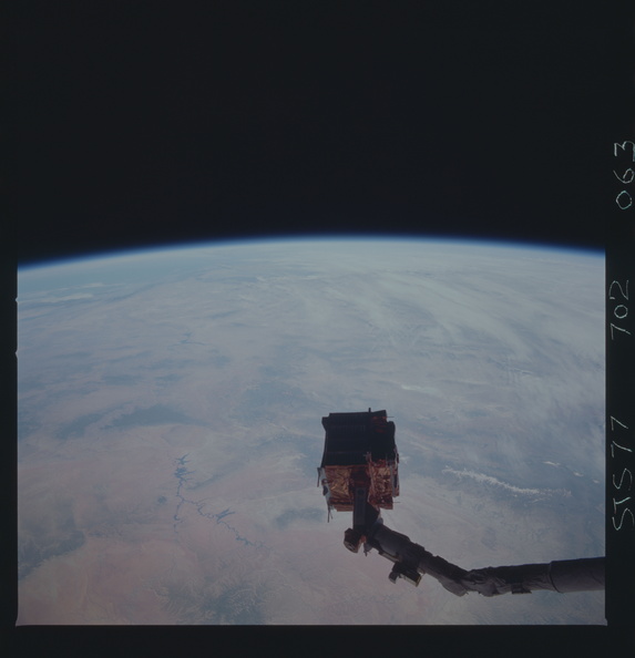 STS077-702-063.jpg