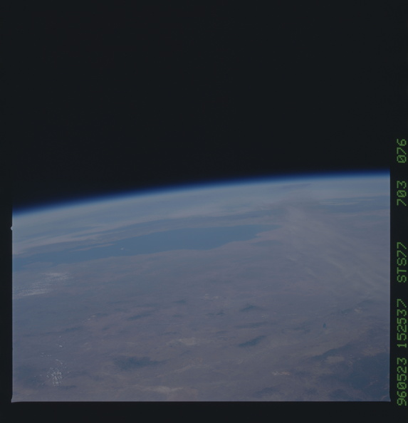 STS077-703-076.jpg