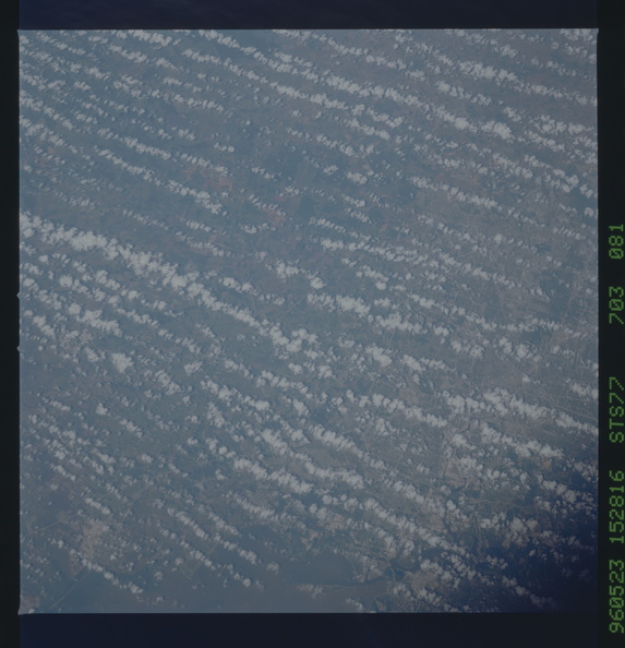 STS077-703-081.jpg