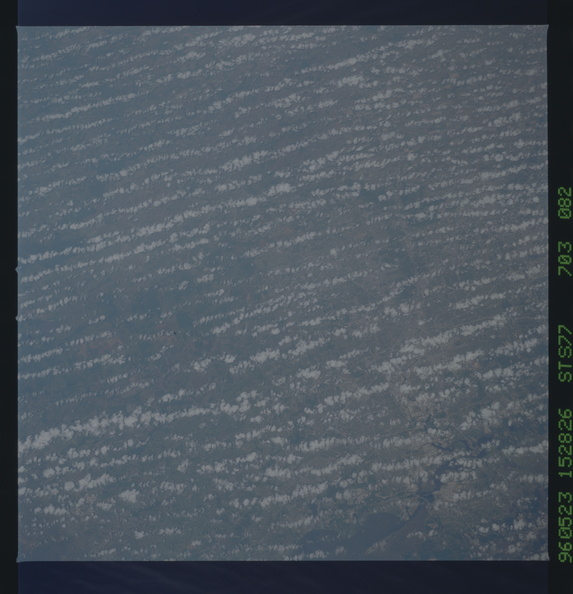 STS077-703-082.jpg