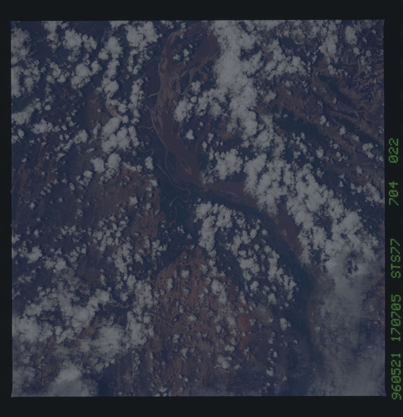 STS077-704-022.jpg