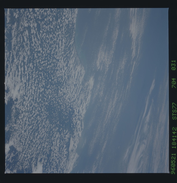 STS077-704-031.jpg