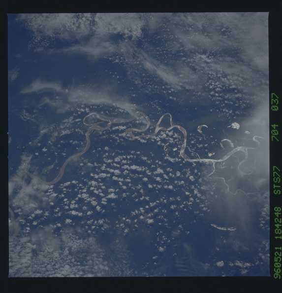 STS077-704-037.jpg