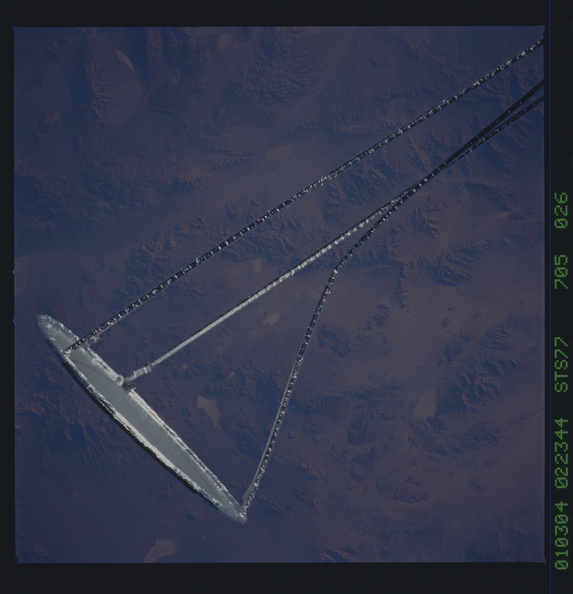 STS077-705-026.jpg