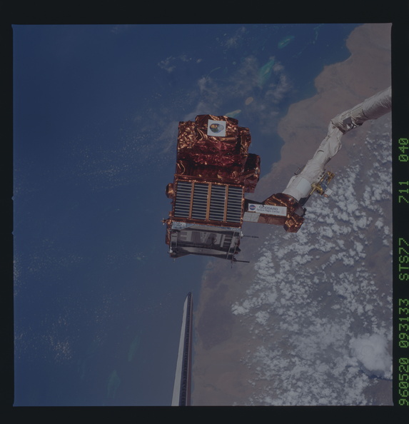 STS077-711-040.jpg