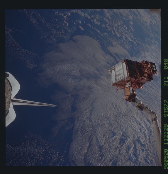 STS077-711-048.jpg