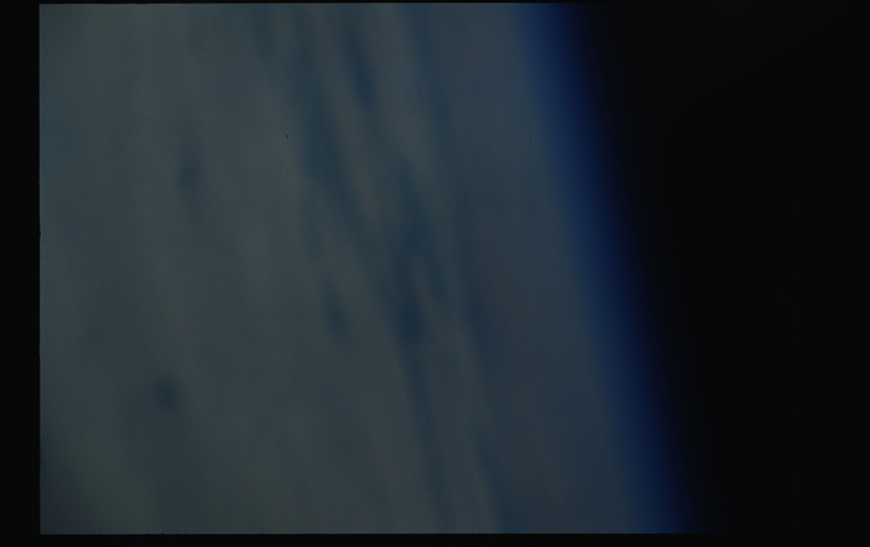 STS078-409-002.jpg