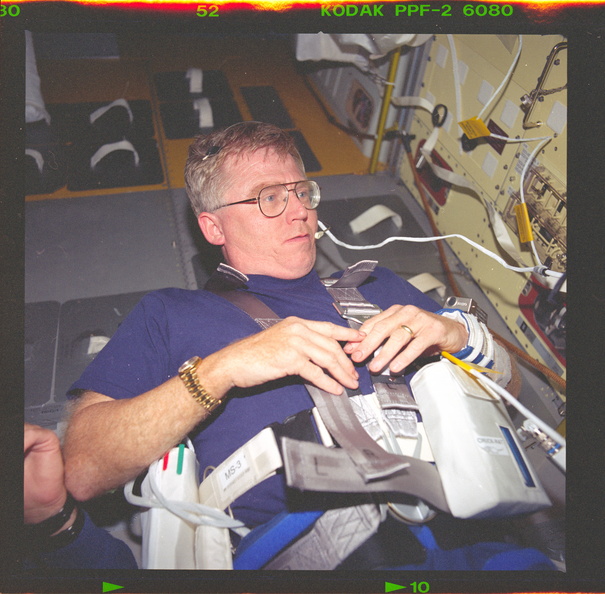 STS078-701-010.jpg