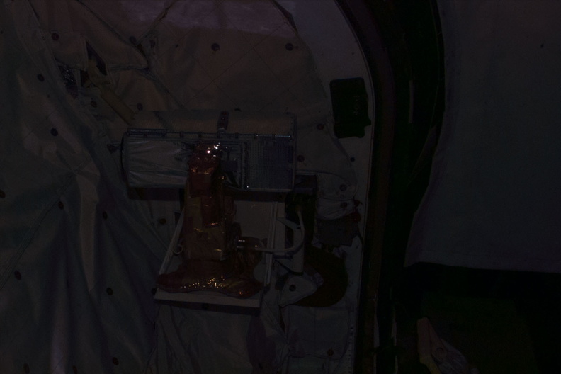 STS078-E-00034.jpg