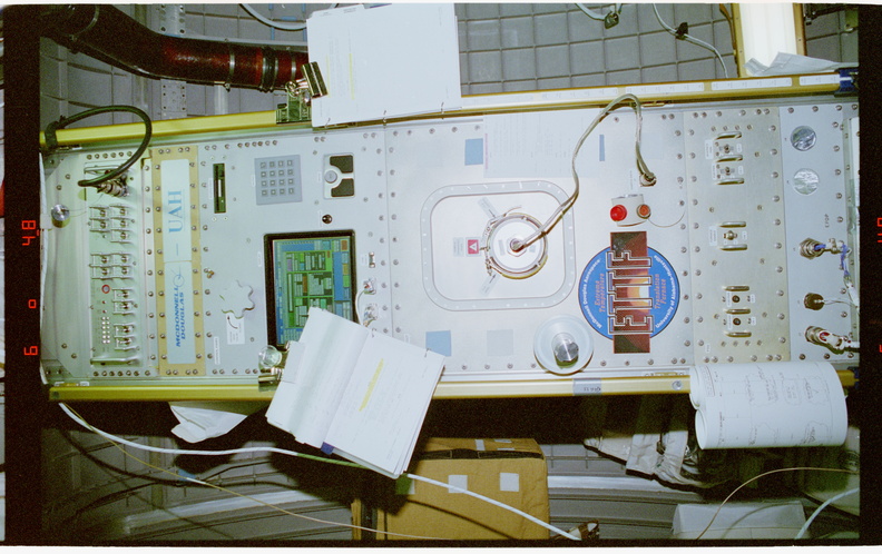 STS079-309-003.jpg
