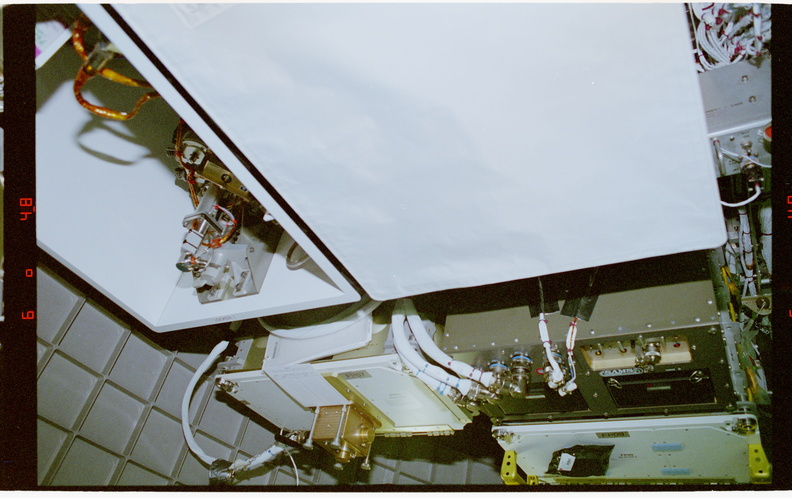 STS079-309-008.jpg