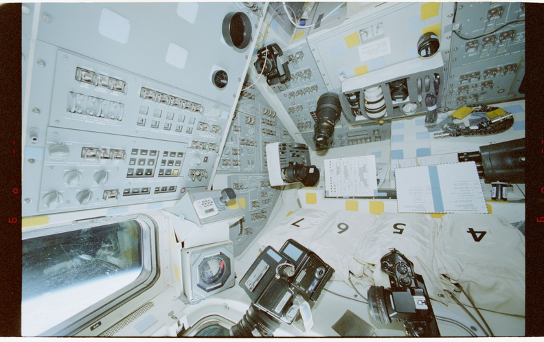 STS079-343-015.jpg