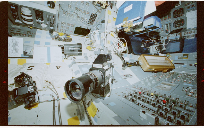 STS079-345-026.jpg