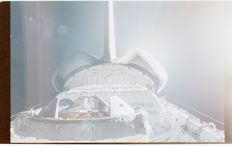 STS079-375-003.jpg