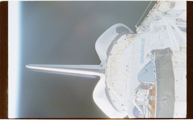 STS079-379-010.jpg