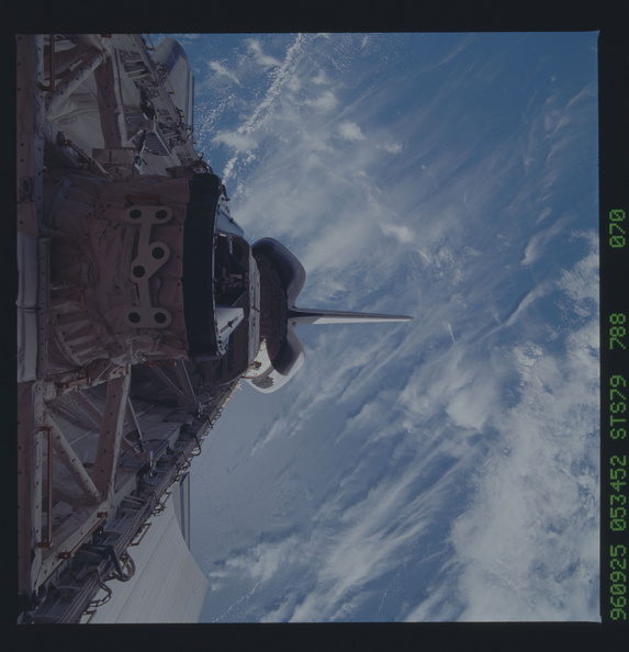 STS079-788-070.jpg