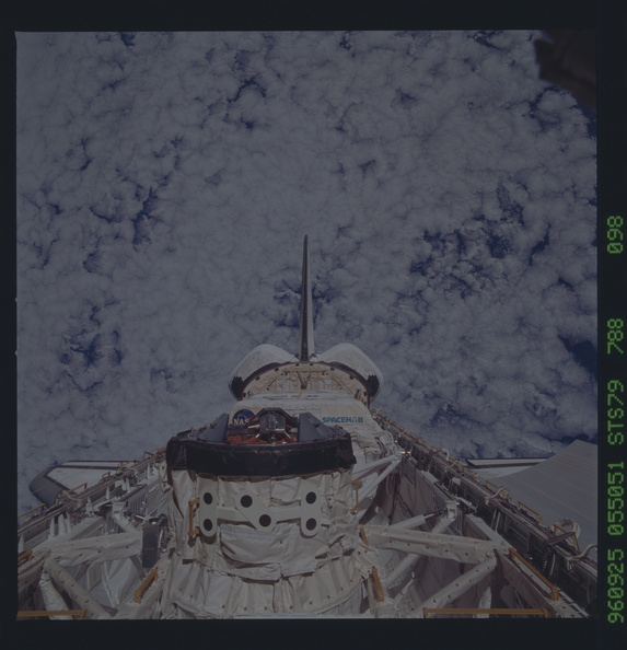STS079-788-098.jpg