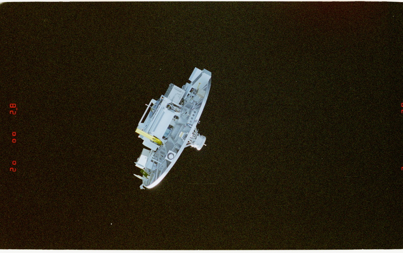 STS080-335-001.jpg