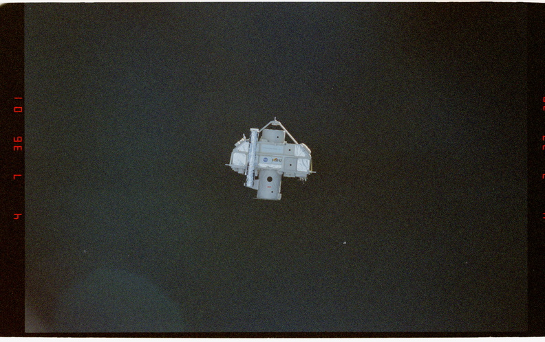 STS080-378-006.jpg