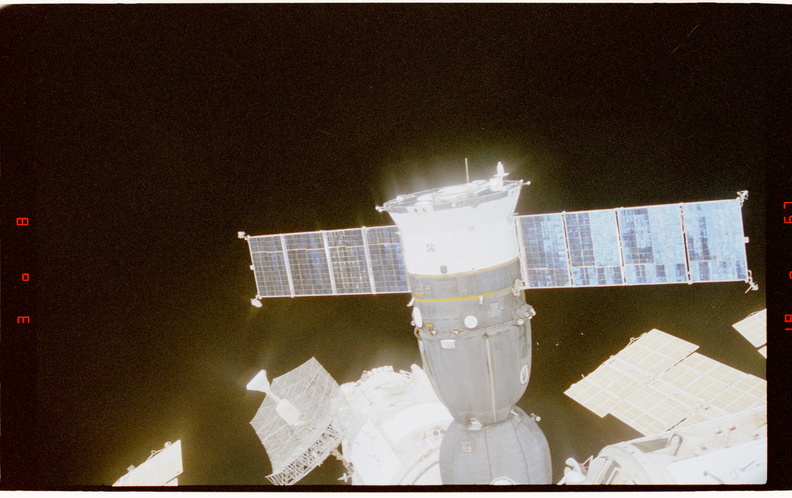 STS081-312-011.jpg