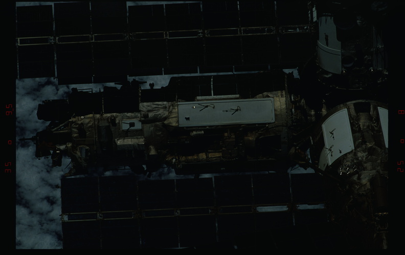 STS081-328-023.jpg