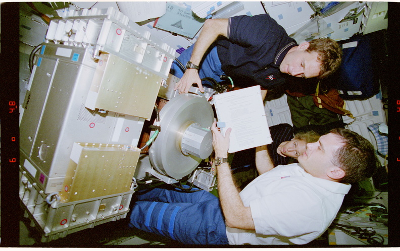 STS081-340-019.jpg