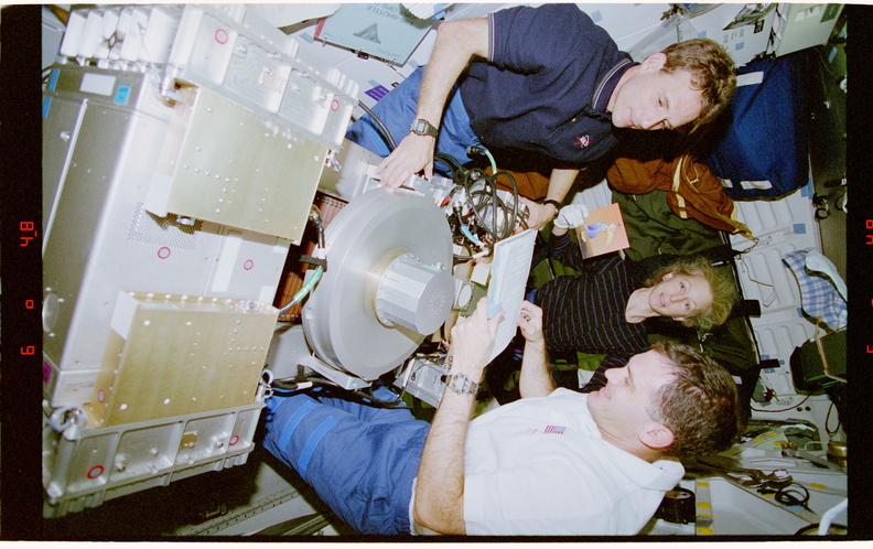 STS081-340-020.jpg