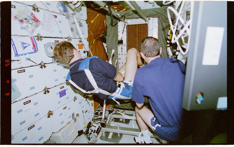 STS081-340-037.jpg