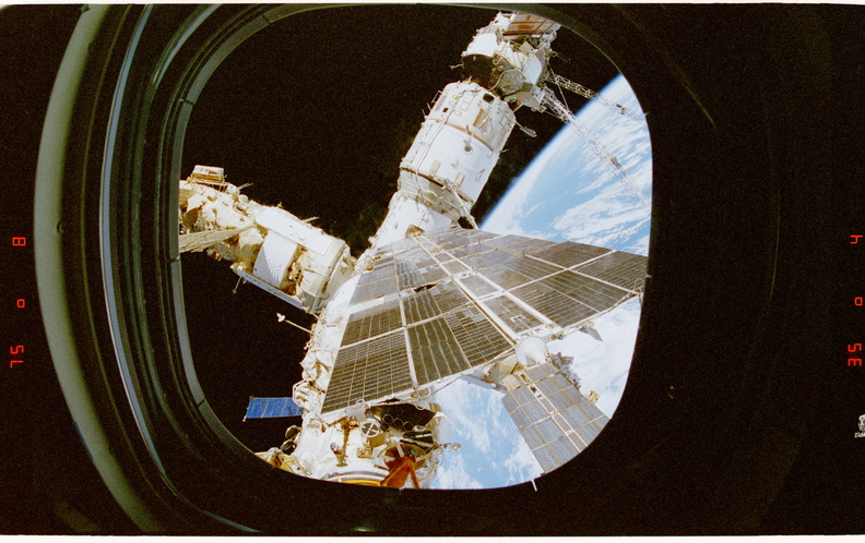 STS081-342-008.jpg