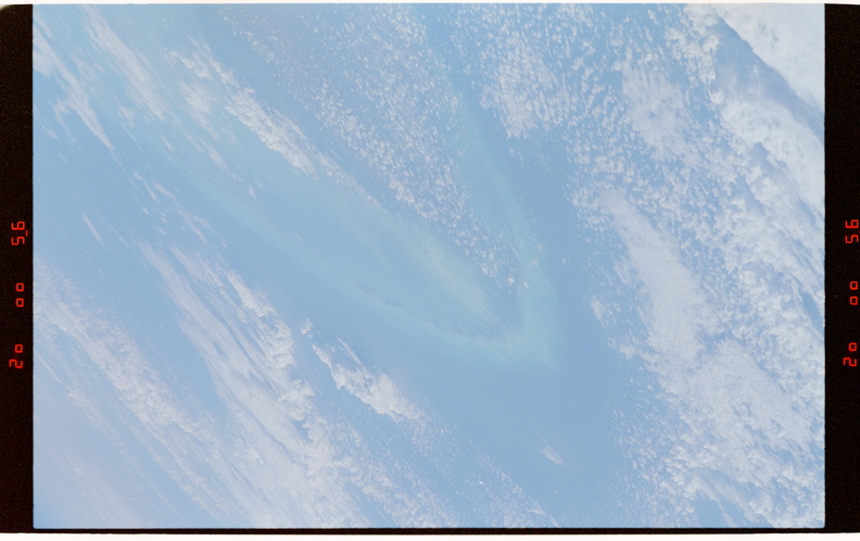STS081-342-011.jpg