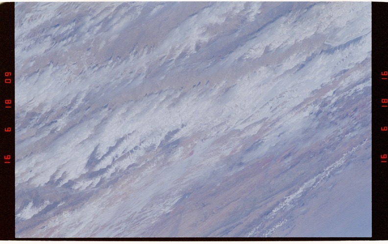 STS081-344-014.jpg