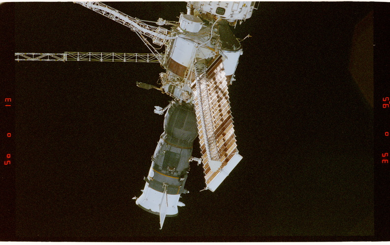 STS081-346-006.jpg