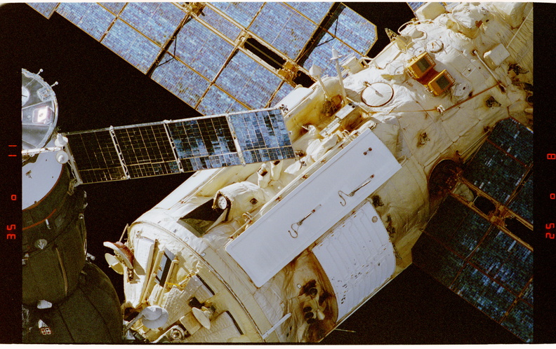 STS081-351-006.jpg