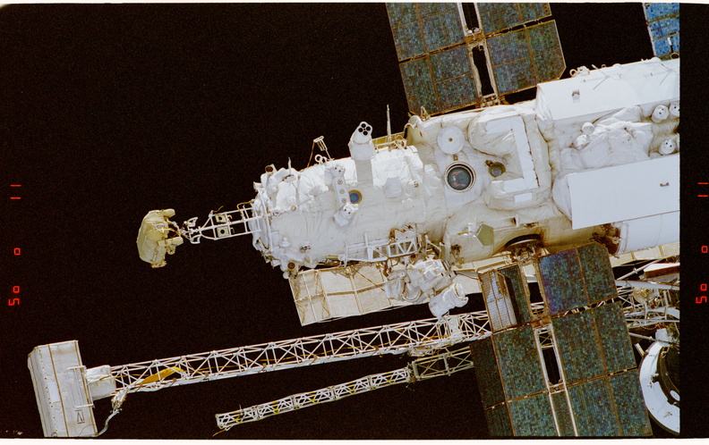 STS081-351-010.jpg