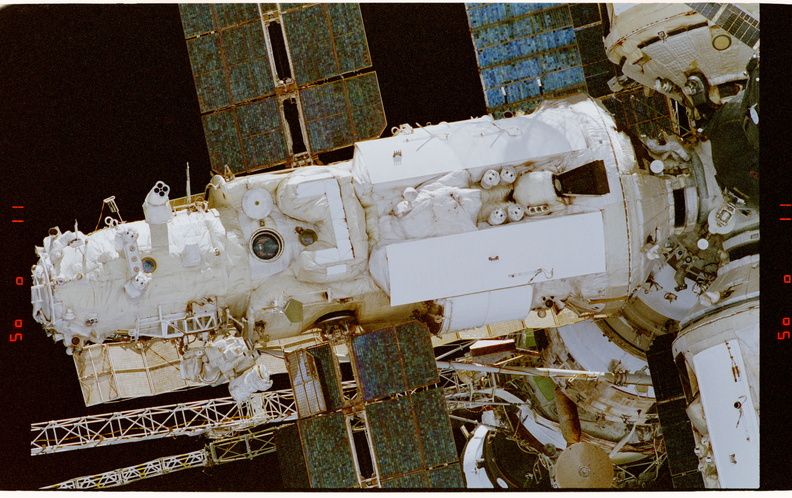 STS081-351-011.jpg
