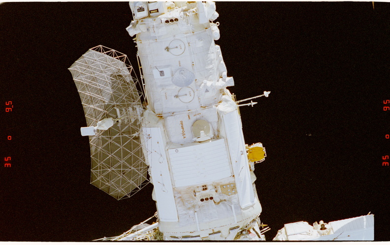 STS081-351-013.jpg