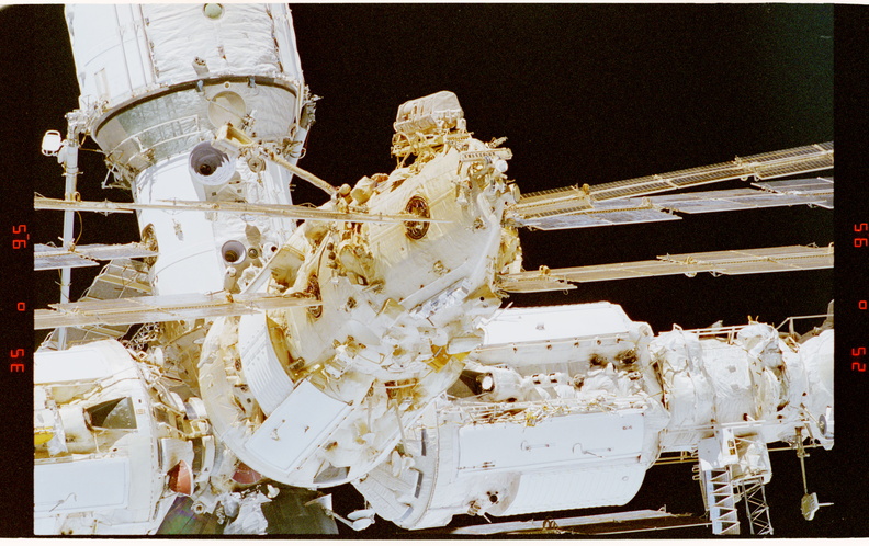 STS081-351-029.jpg