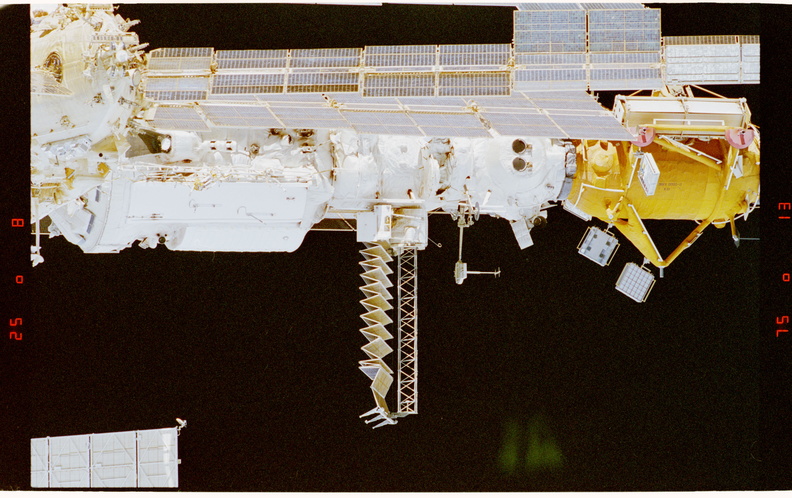 STS081-351-031.jpg