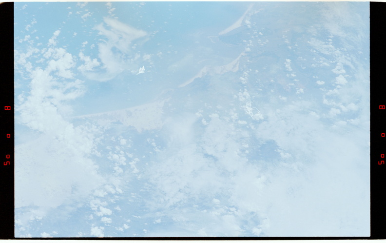 STS081-357-036.jpg