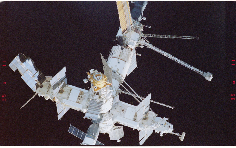 STS081-364-028.jpg